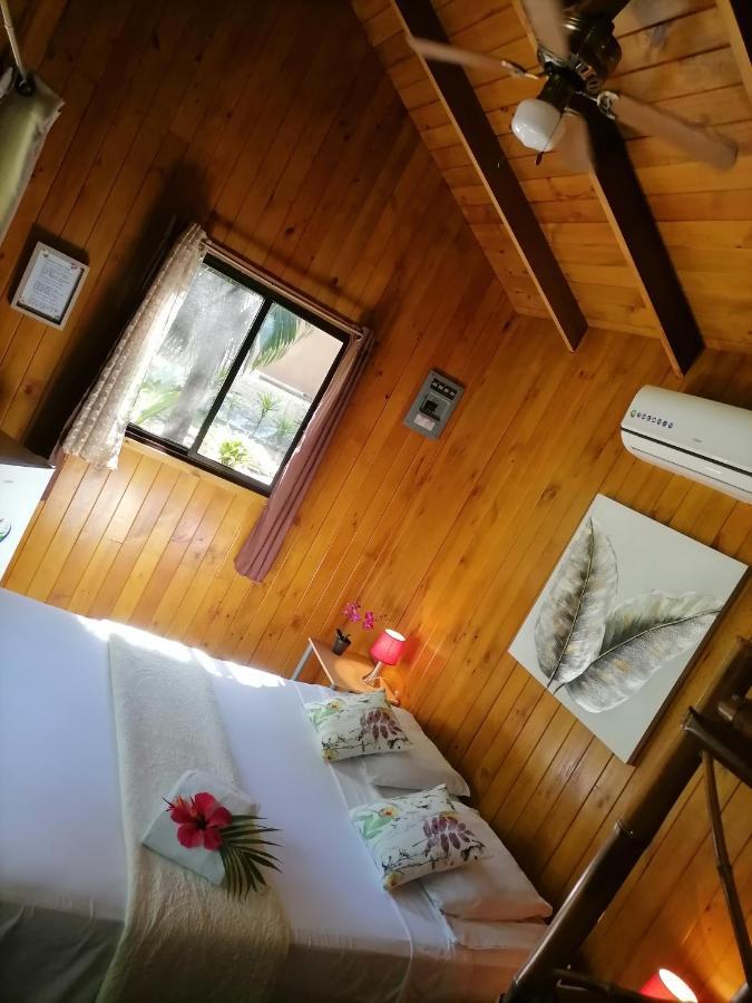 Casa El Colibri Bed & Breakfast Parrita Exterior photo